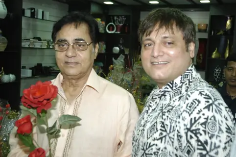 Jagjit Singh inaugurate Pollination store at Andheri in Mumbai