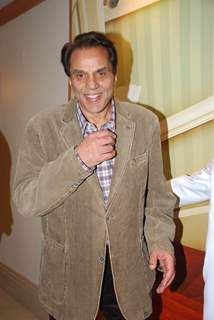 Dharmendra at Ram Jethmalani's bday at Ramada