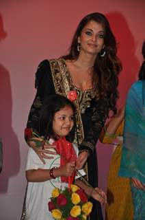 Aishwarya Rai Bachchan spend time with cpaa kids