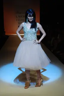 Chitrangada Singh on the ramp for Arpan Vohra's design at the Lakme Fashion Week