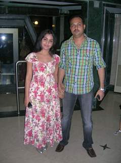 Shubhangi Aatre with husband piyush poorey in Karan Mehra and Nisha Rawal play’s premiere