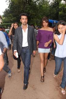 Ranbir & Priyanka announce Anjaana Anjaani movie release postponed in Mumbai at  Mehboob Studio