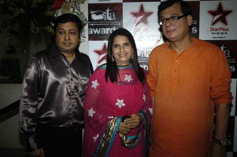 Baa Bahu aur Baby cast at The Indian Television Academy Awards, in Mumbai