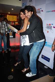 Priyanka Ranbir watch cricket match to promote Anjaana Anjaani at PVR