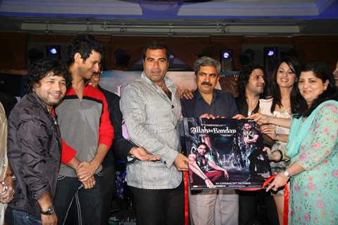 Kailash Kher, Sharman Joshi, Shailendra Singh, Faruk Kabir, Anjana Sukhani and Rukhsar at the music launch of Allah Ke Bandey at JW Marriot, juhu in Mumbai