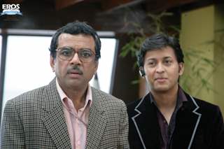 Paresh Rawal and Arjun in One Two Three movie