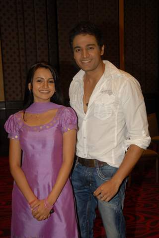 Gaurav Khanna and Vandana Joshi as a lead actor and actress