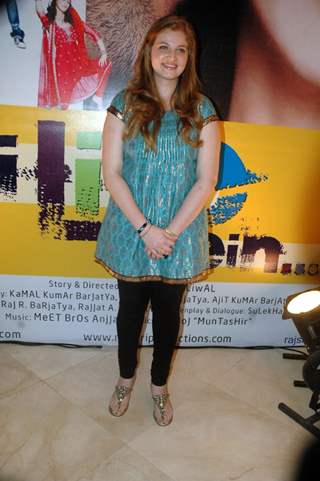 Vidhi Kasliwal a director at launch of &quot;Isi Life Mein&quot; Film