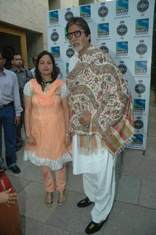 Amitabh Bachchan with KBC Winner press meet