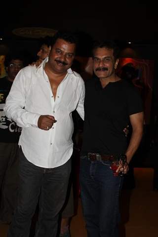 Jamnadas Majethia and Nagesh Bhonsle at Shahrukh Bola Khoobsurat Hai Tu film premiere at Cinemax