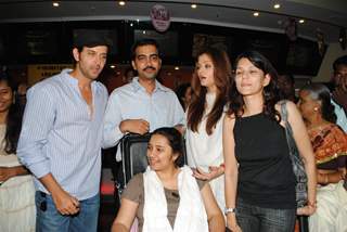 Hrithik and Aishwarya at Guzarish special screening of Guzaarish for special kids and paraplegic patients including John Julius at PVR Cinemas in Juhu, Mumbai on Tuesday November 23rd evening