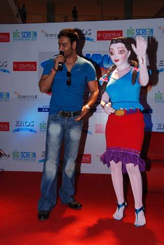 Ajay Devgan Promotes Toonpur Ka Superhero at Oberoi Mall. .