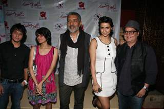 Gul Panag, Prakash Jha and Vinay Pathak at film “Turning 30!!!” promotional event