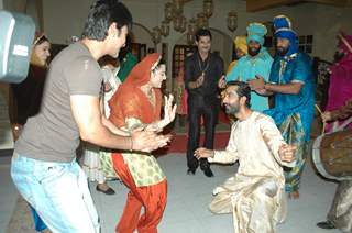 Baisakhi celebration on the sets of Na Aana Is Desh Laado