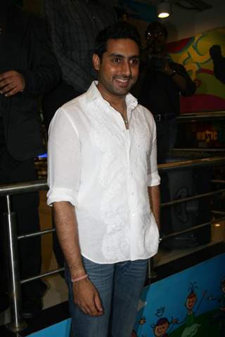 Abhishek Bachchan launch DVD of the film 'Dum Maaro Dum' at Planet M