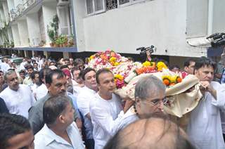 Bollywood celebs pays tribute to Shammi Kapoor