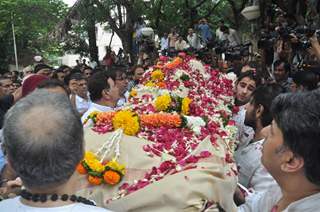 Bollywood celebs pays tribute to Shammi Kapoor