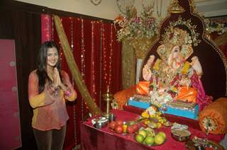 Prasanna Shetty celebrates Ganpati with Nandini Singh