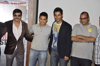 Aamir, Jimmy and Randeep unveils Saheb Biwi Aur Gangster music album at Sea Princess,Juhu in Mumbai