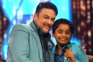 Adnan Sami with Niladri Chatterjee on the sets of Sa Re Ga Ma Pa Li'l Champs