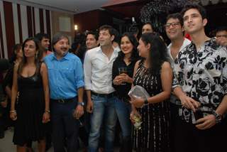 'Maryaada Lekin Kab Tak' Cast and Crew watching live episode