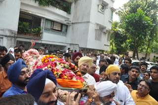 Funeral of Legendery Gazal Singer 'Jagjit Singh' at Chandanwadi Crematorium, Amrin Lines in Mumbai