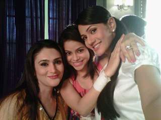 Eva Grover, Kajal Pisal and Sumona in Bade Acche Laggte Hai