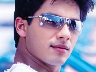 Shahid Kapoor in Milenge Milenge