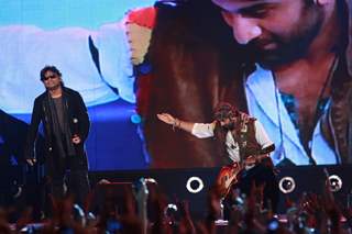 Ranbir Kapoor and A R Rahman rock at 'Rockstar' live concert at Bhavans Ground