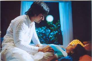 Still image of Prem and Heer