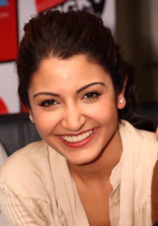 Anushka Sharma at Reliance Digital to promote her film &quot;Ladies vs Ricky Bahl&quot; in New Delhi