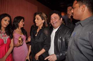 Rishi Kapoor and Neetu Singh at Sanjay dutt's bash for agneepath.