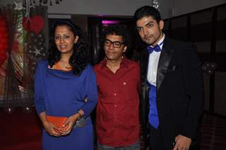 Roshni Bannerjee, Vrijesh Hirji with Gurmeet at Gurmeet Choudhary & Debina 1st anniversary party