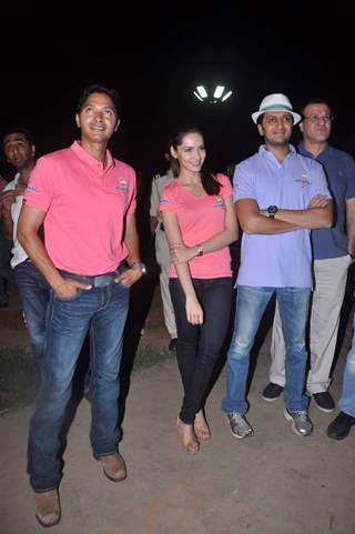 Shreyas Talpade, Shazahn Padmsee and Ritesh Deshmukh at air baloon music promotion of Housefull 2