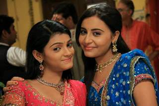 Nivedita Tiwari and Jyotsna Chandola on the set of Bhagonwali