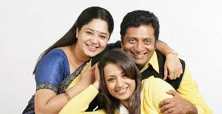 Aishwarya, Trisha and Prakash Raj at a photoshoot for the film Aakasamantha.