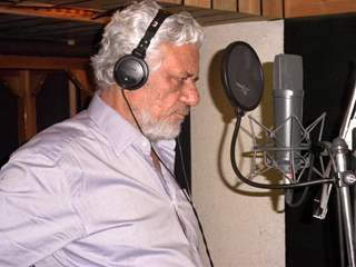 Actor Om Puri sings “Bharat Mata Ki Jai” for Film Raambhajjan Zindabaad