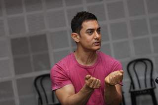 Bollywood actor Aamir Khan at SMJ press conference in Yashraj Studio. .