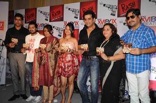 Murli Sharma,Manish Vatsalya,Ashwini Kalsekar,Pooja Welling at Jeena hai toh thok daal music launch