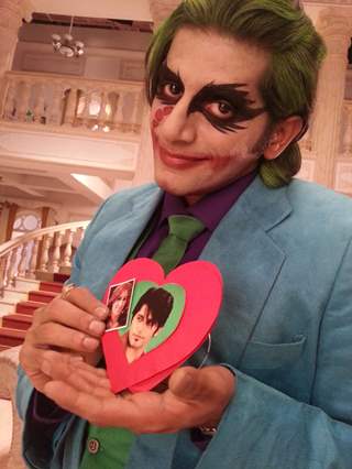 Karanvir Bohra as Joker