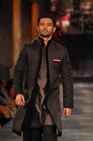 Chirag Paswan at Mijjwan Sonnets in Fabric Fashion Show