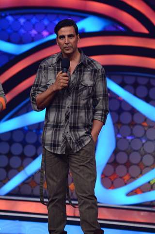 Akshay Kumar On Nach Baliye to promote Special 26