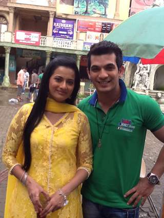 Arjun Bijlani with Co-Actor Neha Janpadit