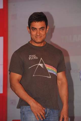 Aamir Khan pose during the felicitates winners of the Microsoft- Talash contest