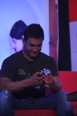 Aamir Khan pose during the felicitates winners of the Microsoft- Talash contest