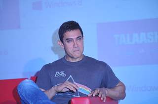 Aamir Khan pose during the felicitates winners of the Microsoft- Talash contest