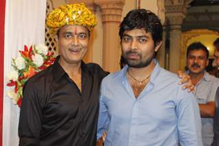 Sumeet Mittal and Rohit Raj Goyal on Sumeet's birthday on the sets of Diya Aur Baati Hum