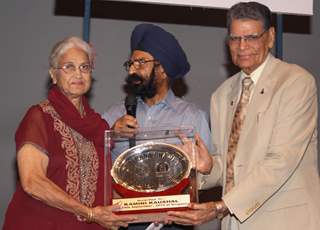 Kamini Kaushal felicitated by the Kalpana Chawala Excellence Award