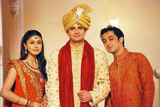 Naitik, Rashmi and Mohit in YRKKH