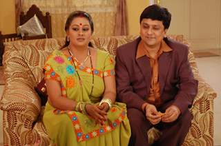 Sannat and Parul in the show Hamari Devrani